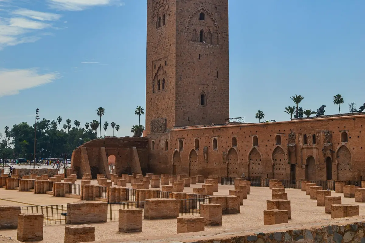 LOCATION VOITURE MARRAKECH : ITINÉRAIRES ET DESTINATIONS INCONTOURNABLES À EXPLORER